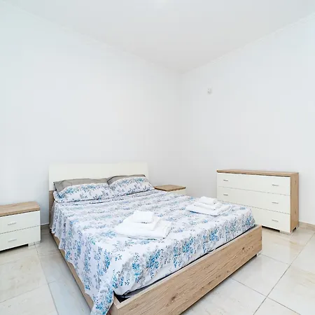 Ermes Deluxe - Lungomare - Baia - Lido - By Click Salento Апартаменты