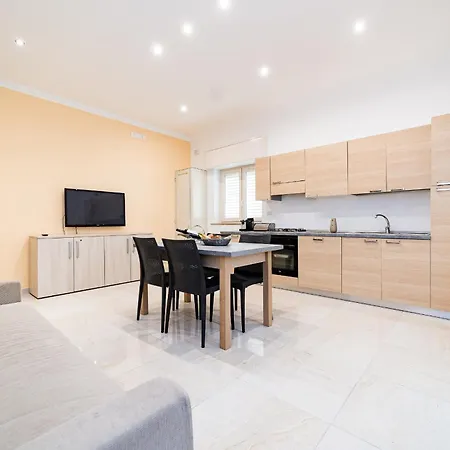 Ermes Deluxe - Lungomare - Baia - Lido - By Click Salento *